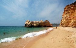 Praia da Rocha holidays